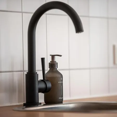 Exklusives Innenstadt - Parken - Smart-tv - Kaffeevollautomat 公寓 韦尼格罗德