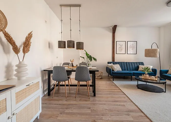 Exklusives Innenstadt - Parken - Smart-tv - Kaffeevollautomat דירה ורניגרוד