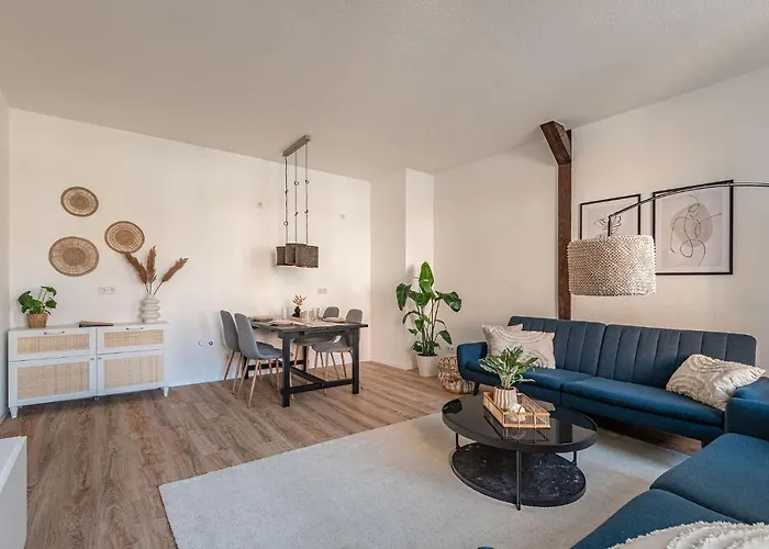 Exklusives Innenstadt - Parken - Smart-tv - Kaffeevollautomat דירה *